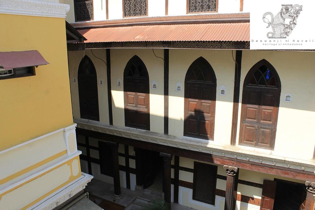Deewanji Ni Haveli Bed & Breakfast Ahmedabad Luaran gambar
