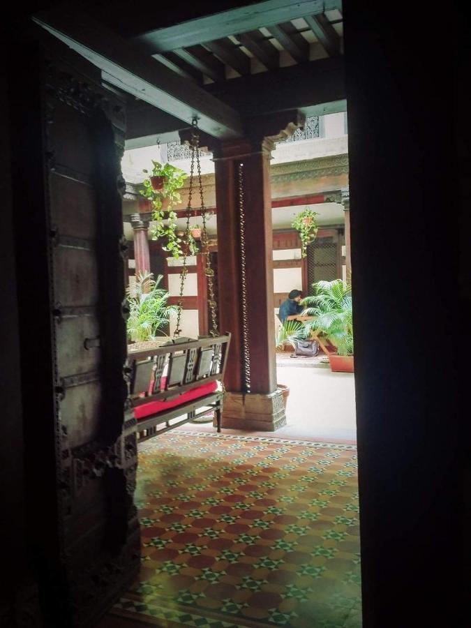 Deewanji Ni Haveli Bed & Breakfast Ahmedabad Luaran gambar