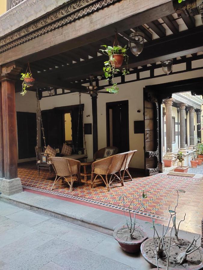 Deewanji Ni Haveli Bed & Breakfast Ahmedabad Luaran gambar