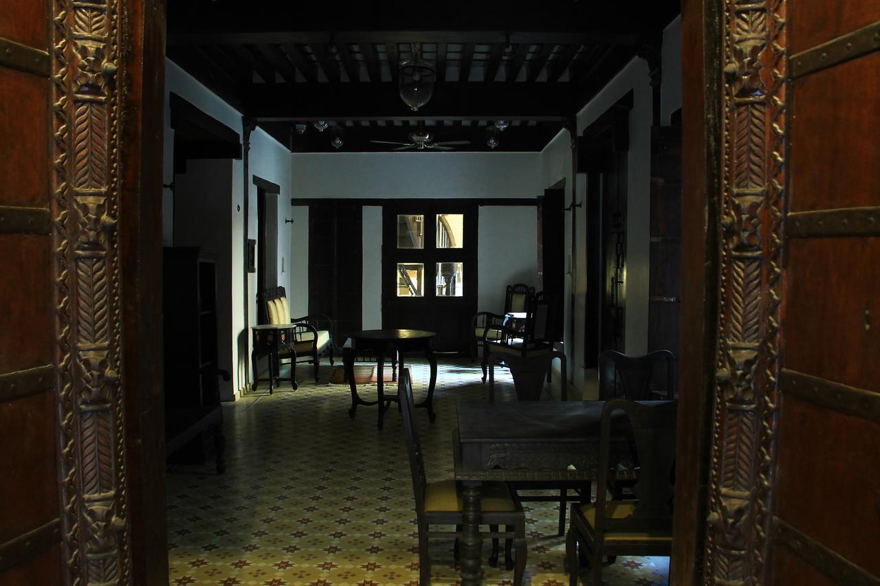 Deewanji Ni Haveli Bed & Breakfast Ahmedabad Luaran gambar